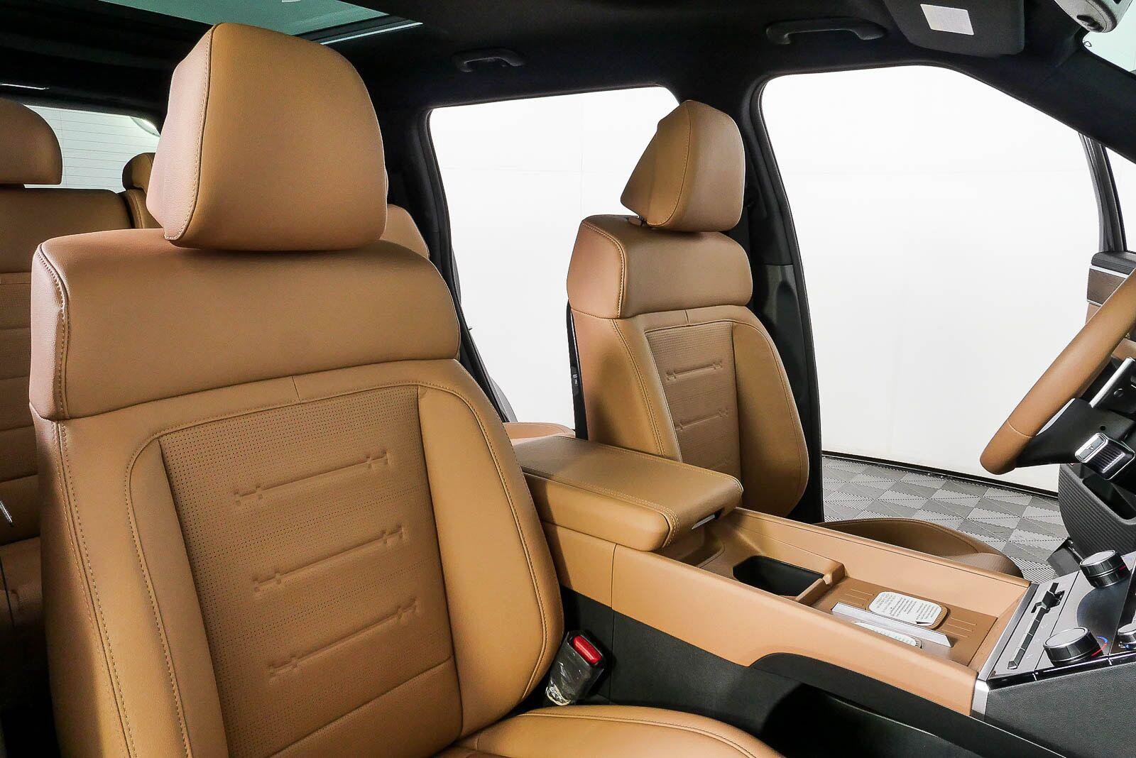 New 2026 Hyundai Santa Fe Limited FWD image 22
