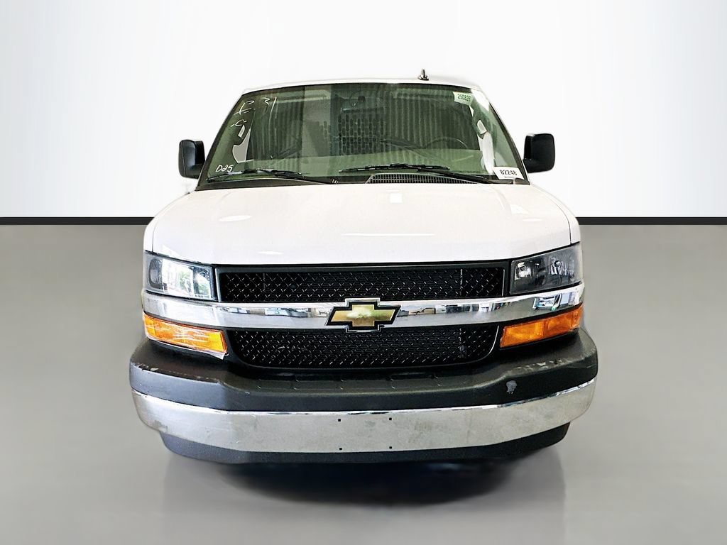 New 2025 Chevrolet Express 2500 w/ Driver Convenience Package RWD image 4