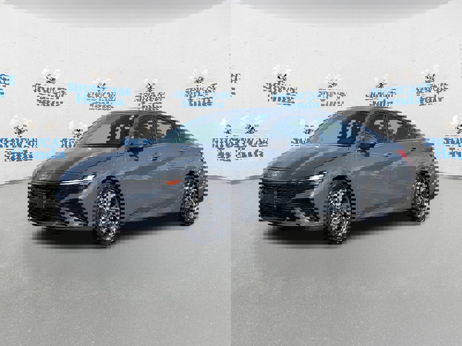 Used 2024 Hyundai Elantra Limited image 2