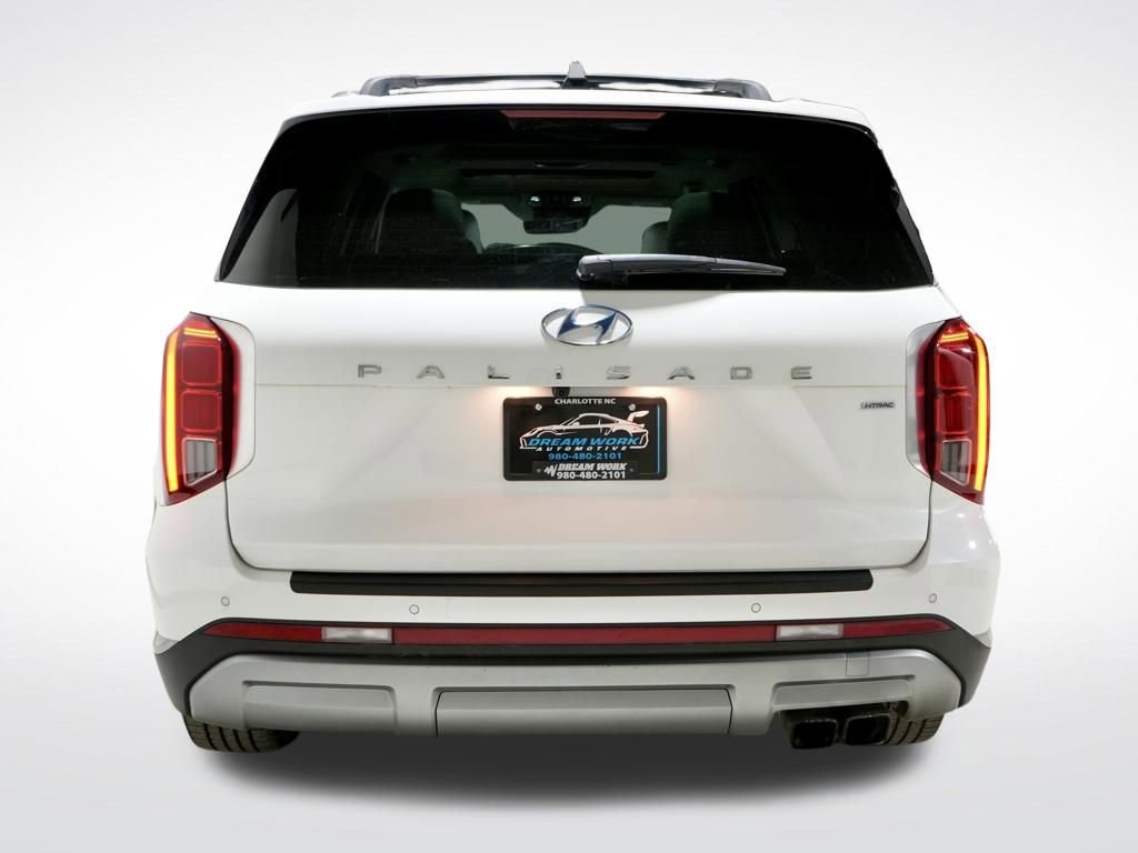 Used 2023 Hyundai Palisade Limited image 9