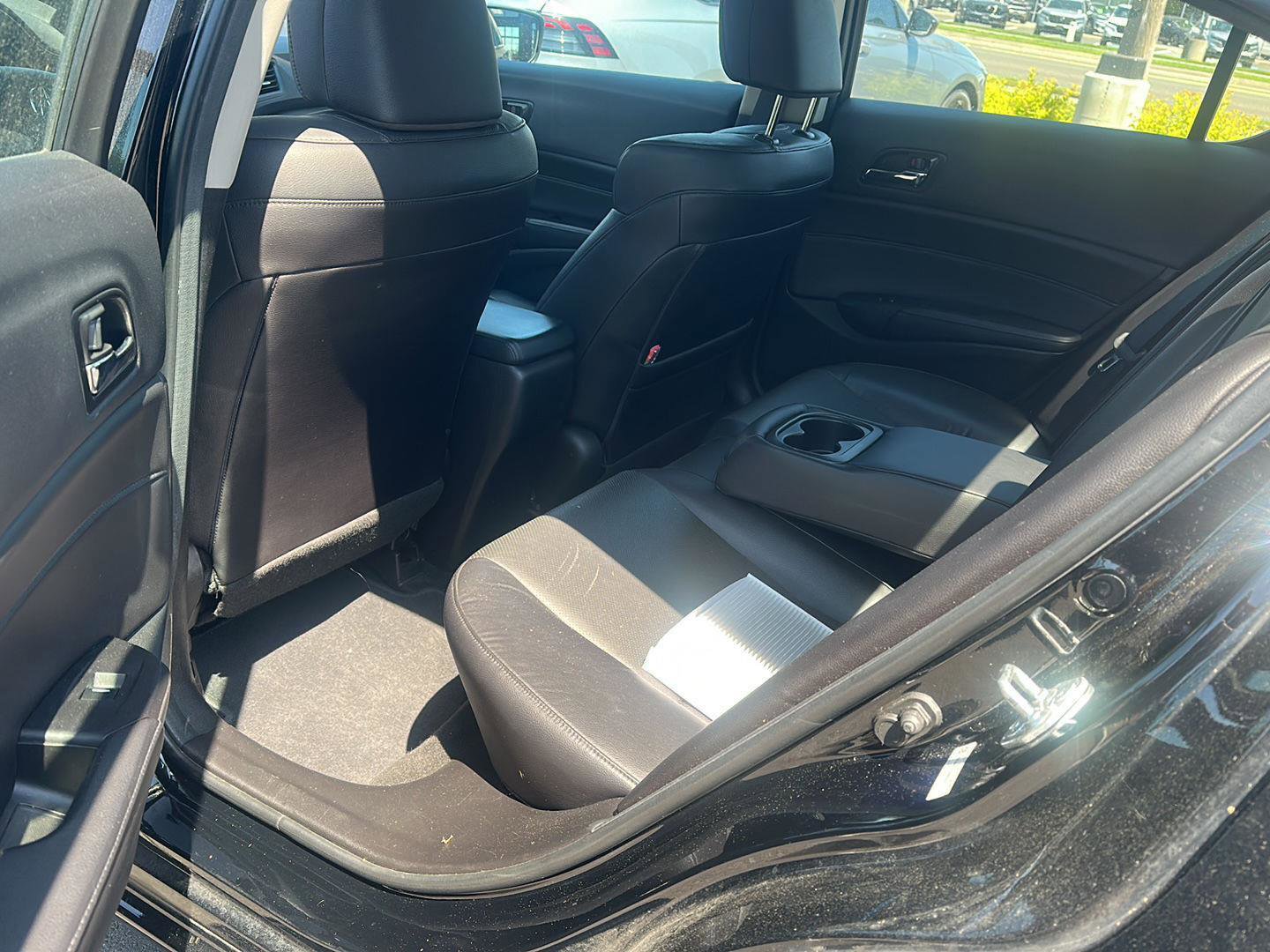 Used 2014 Acura ILX w/ Premium Package FWD image 9