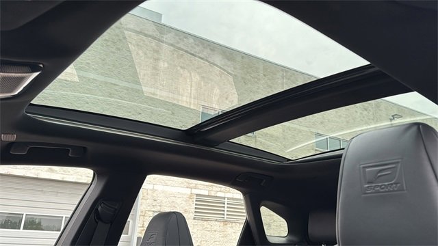 Used 2024 Lexus RX 500h F Sport image 27