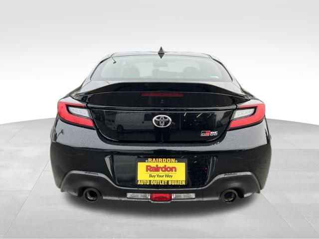 Used 2024 Toyota GR86 Premium w/ Performance Package image 7