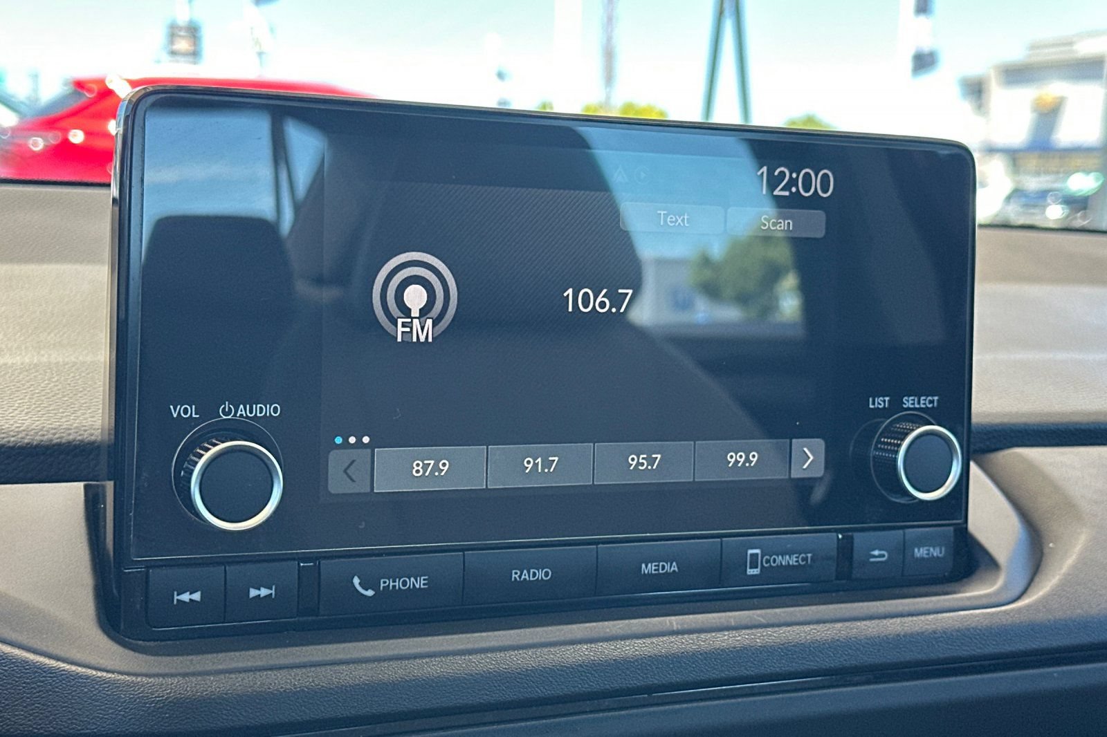 Certified 2025 Honda Accord SE image 17