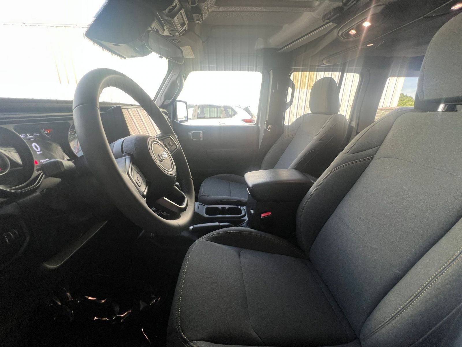 Used 2025 Jeep Wrangler Sport S image 27