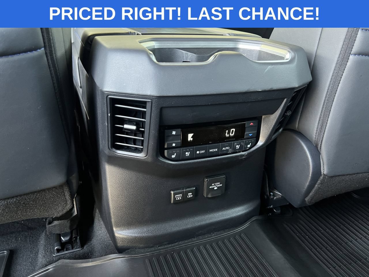 Used 2025 Toyota Sequoia Platinum AWD/4WD image 29