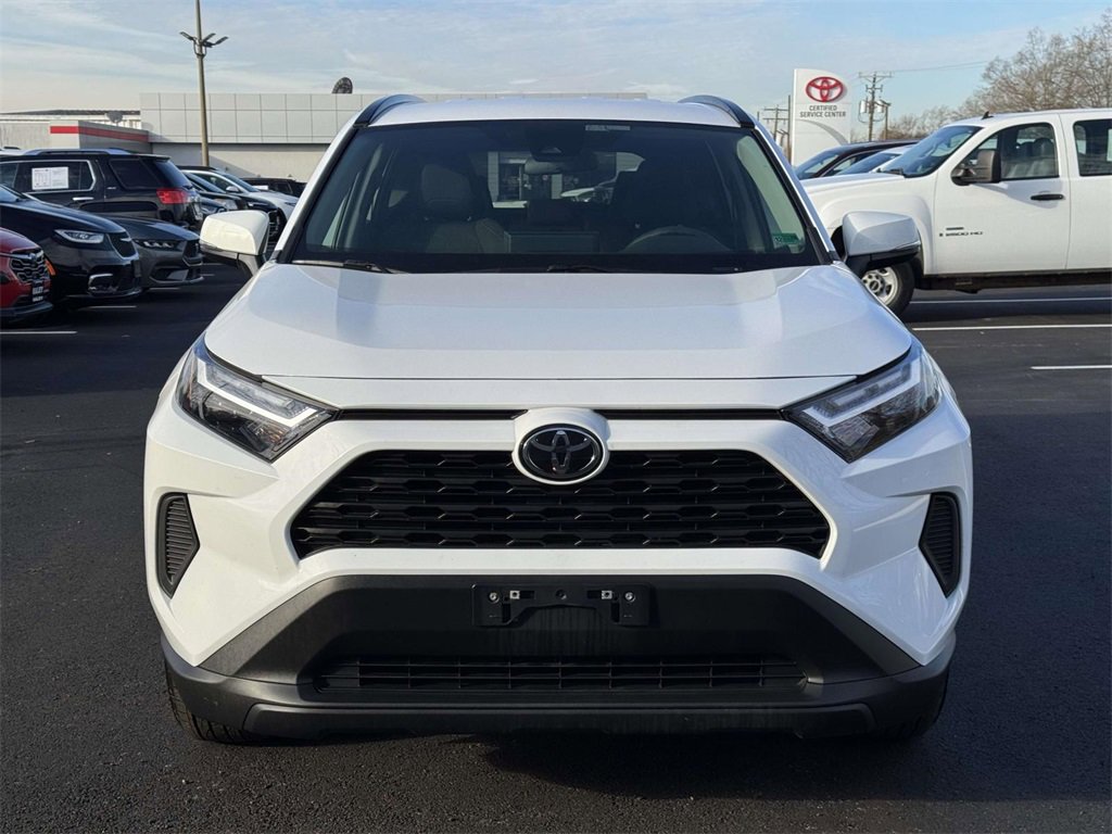 Used 2025 Toyota RAV4 XLE image 24