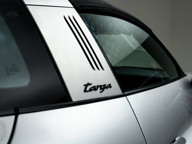 Certified 2024 Porsche 911 Targa 4 GTS AWD/4WD image 31