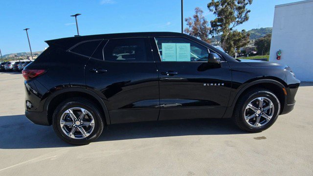Used 2025 Chevrolet Blazer LT image 9