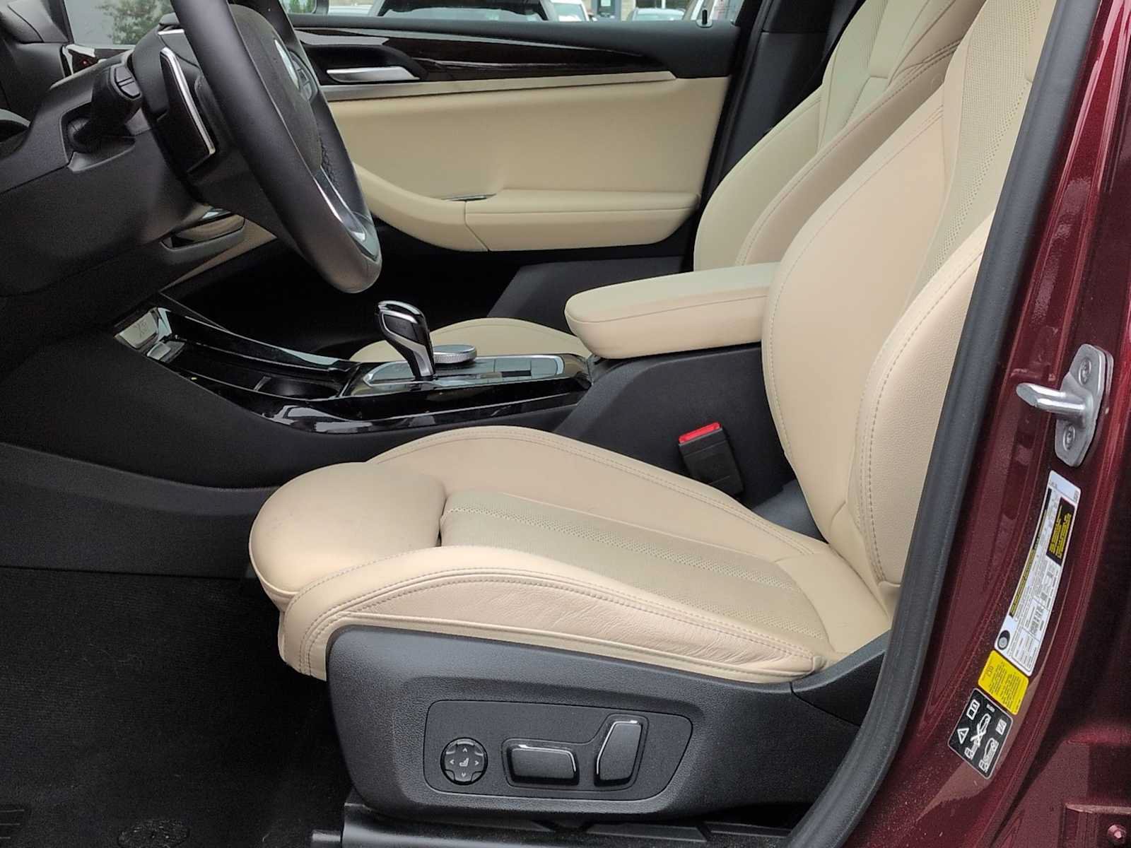 Used 2024 BMW X3 xDrive30i w/ Premium Package AWD/4WD image 17