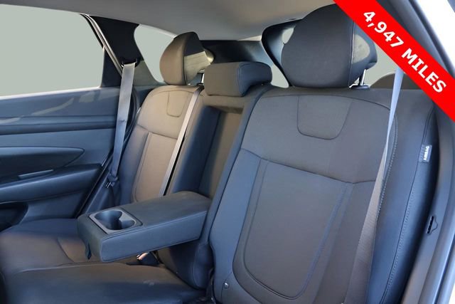 Used 2025 Hyundai Tucson SE image 14