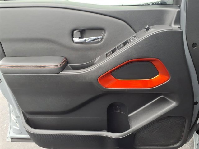 Used 2022 Nissan Frontier PRO-4X w/ Technology Package image 22