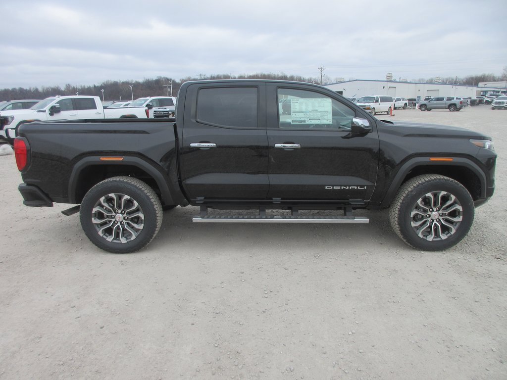 New 2026 GMC Canyon Denali image 3