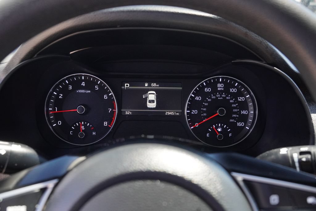 Used 2024 Kia Forte LXS w/ LXS Technology Package FWD image 18