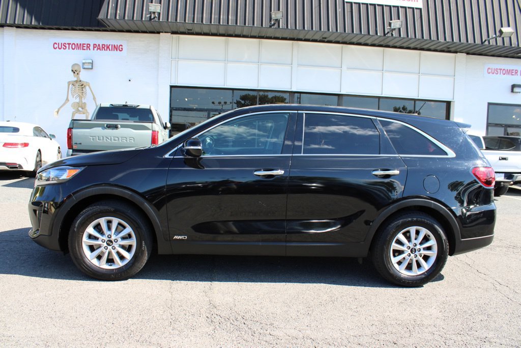 Used 2019 Kia Sorento AWD image 4