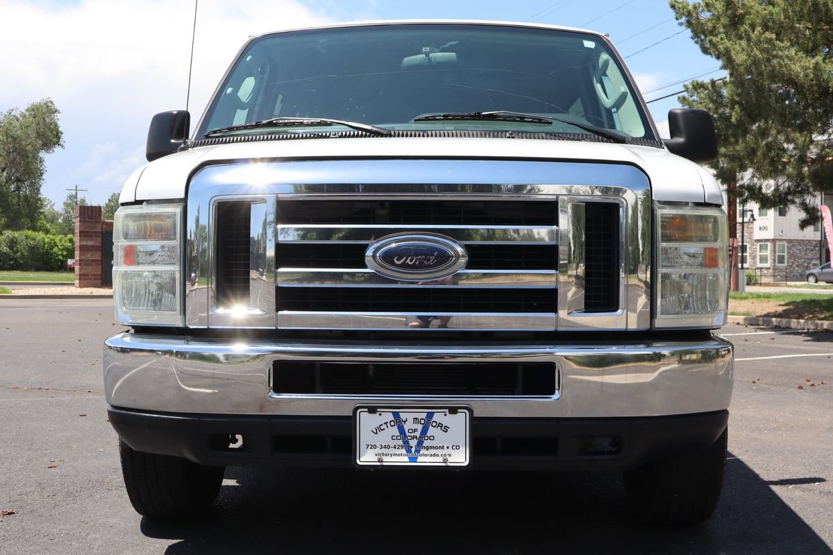 Used 2012 Ford E-350 and Econoline 350 XLT RWD image 13