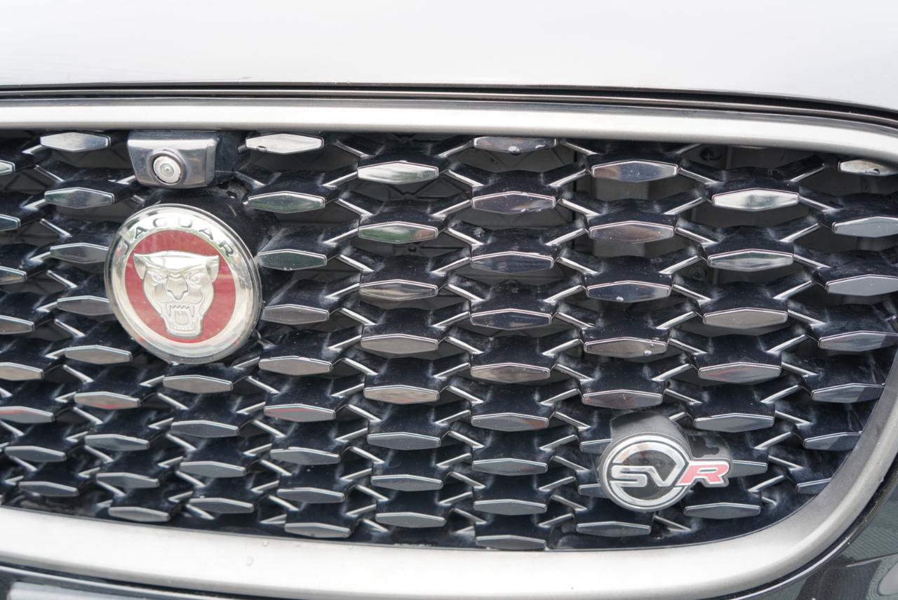 Used 2021 Jaguar F-PACE SVR AWD/4WD image 15