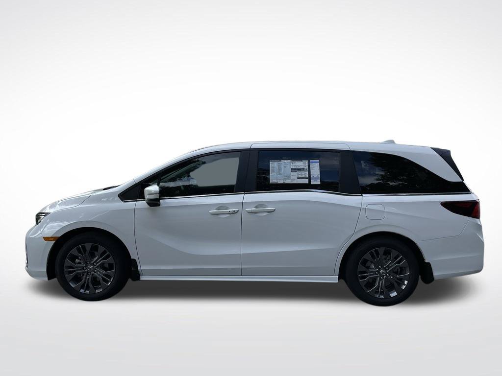 New 2027 Honda Odyssey Touring image 2