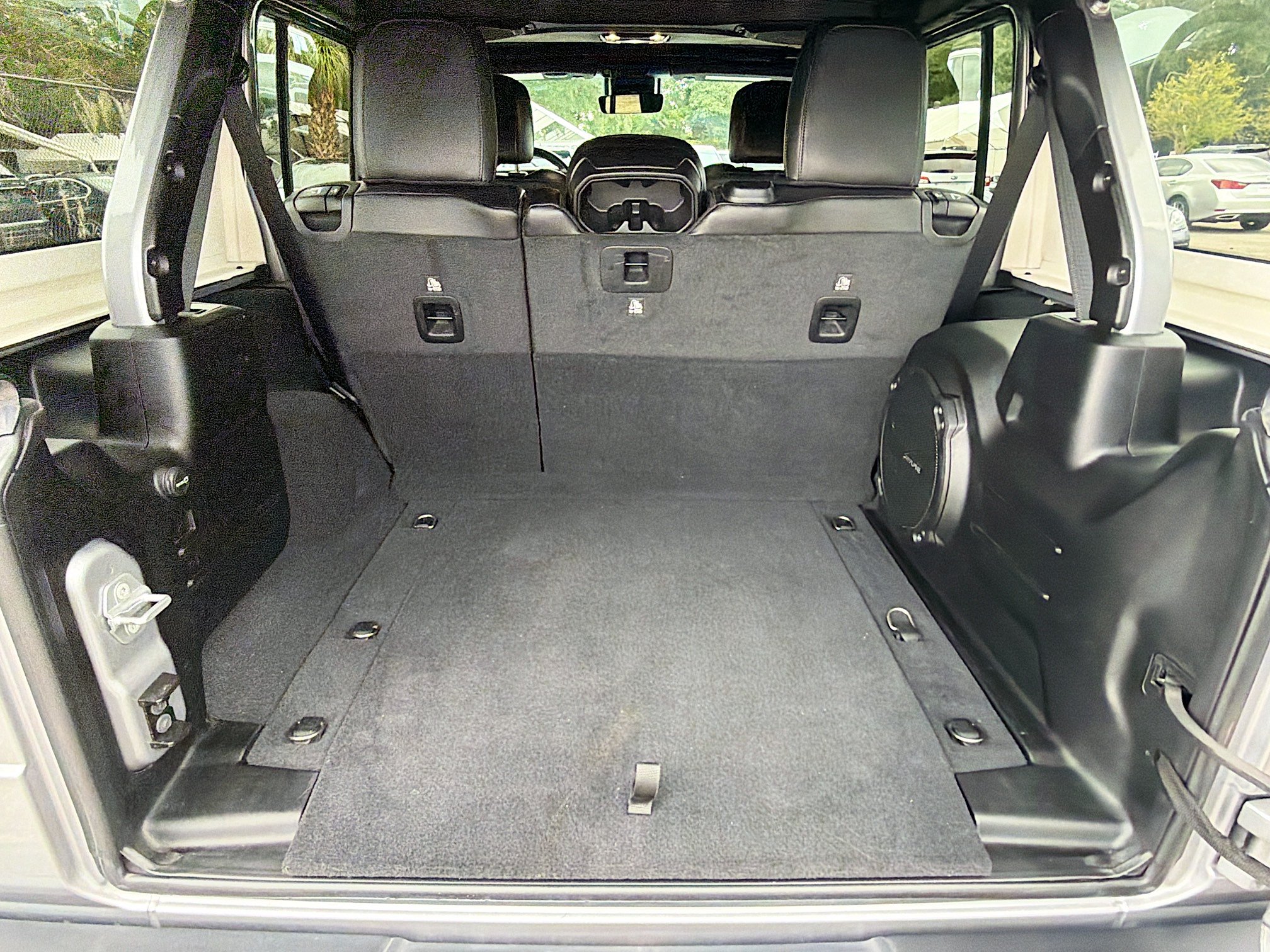 Used 2020 Jeep Wrangler Unlimited Rubicon AWD/4WD image 12