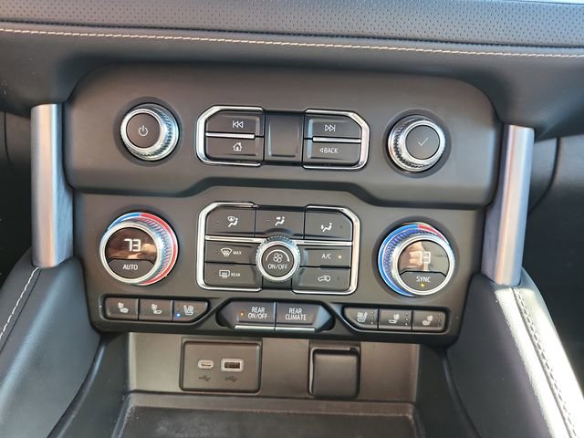 Used 2023 GMC Yukon XL SLT image 14