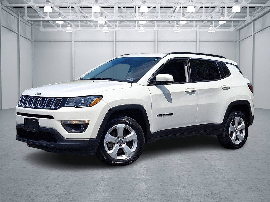 Used 2020 Jeep Compass Latitude w/ Cold Weather Group AWD/4WD image 1