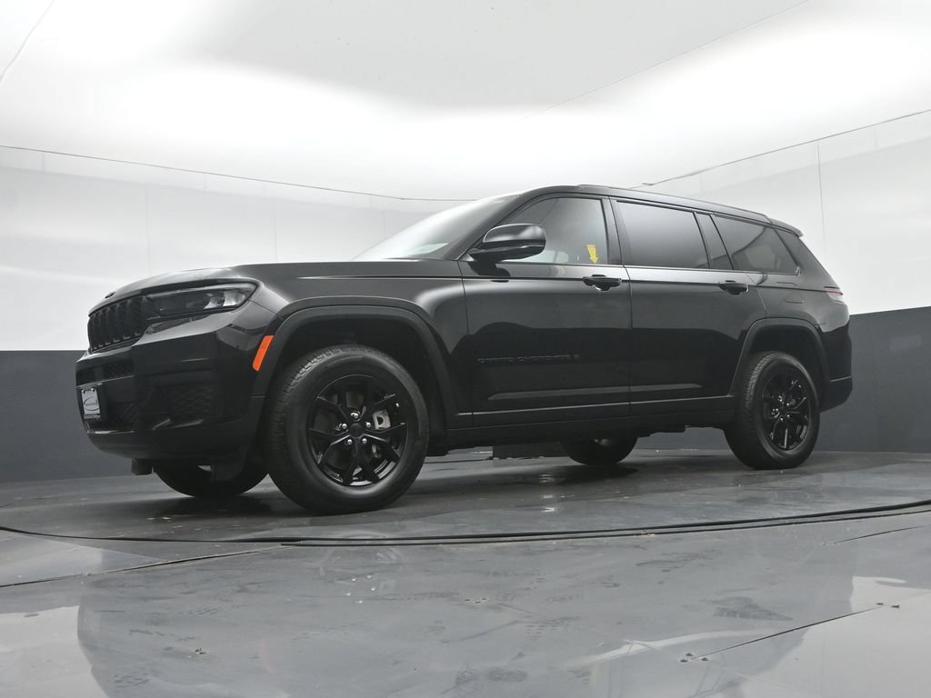 Used 2025 Jeep Grand Cherokee L Altitude AWD/4WD image 67
