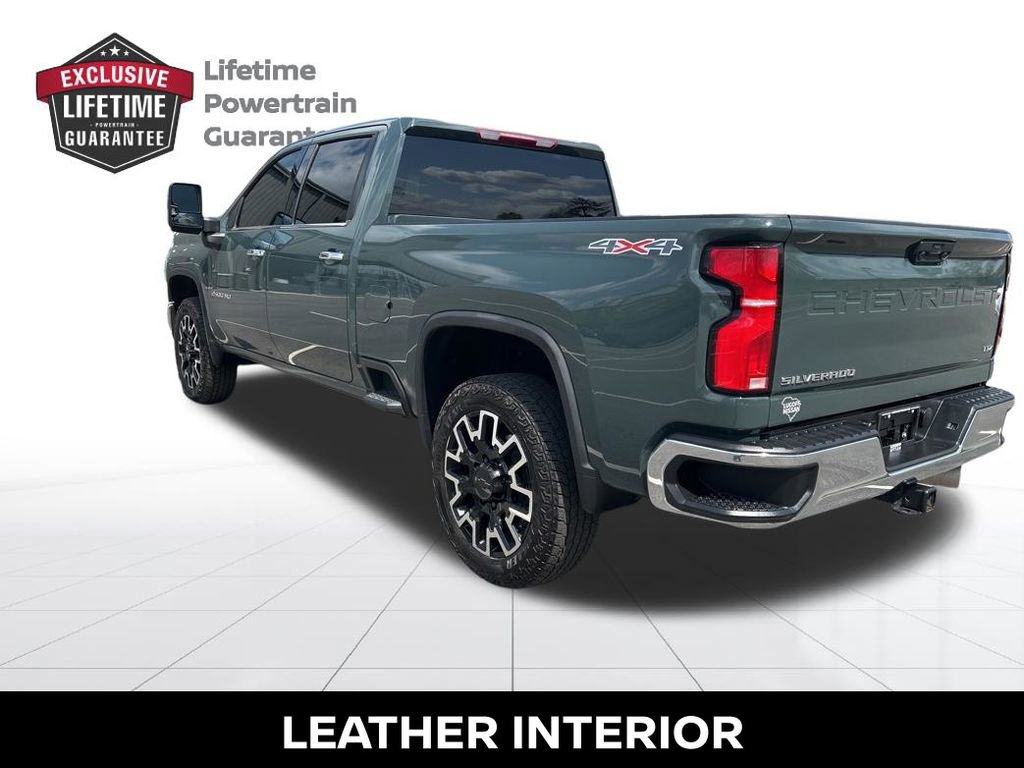 Used 2025 Chevrolet Silverado 2500 LTZ w/ LTZ Convenience Package image 4