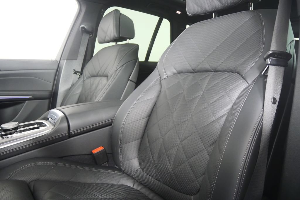 Certified 2026 BMW X5 sDrive40i w/ Climate Comfort Package RWD image 10