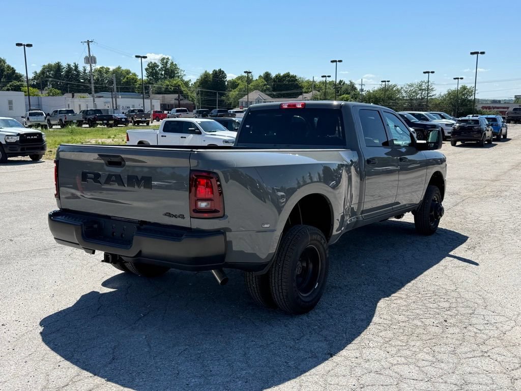 New 2026 RAM 3500 Tradesman AWD/4WD image 6