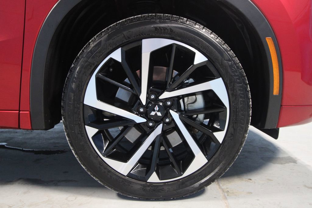 Used 2024 Mitsubishi Outlander SEL image 37
