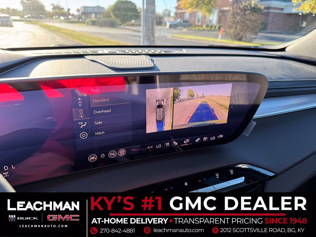 New 2027 Buick Enclave Avenir w/ LPO, Floor Liner Package AWD/4WD image 31