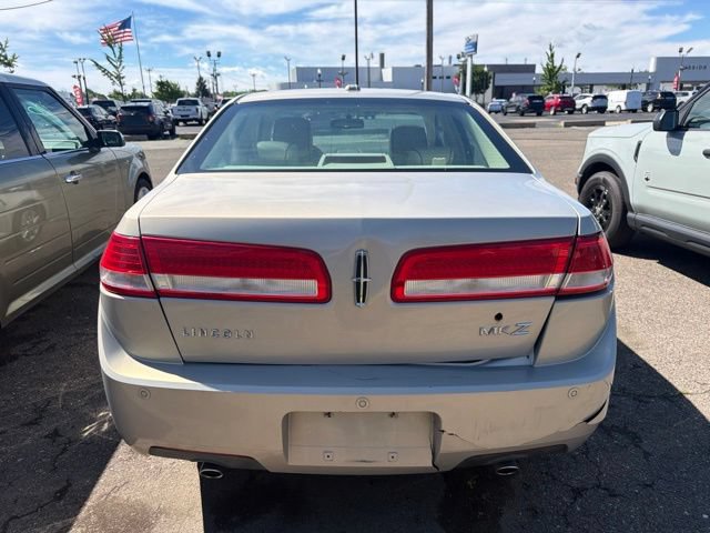 Used 2010 Lincoln MKZ FWD image 5