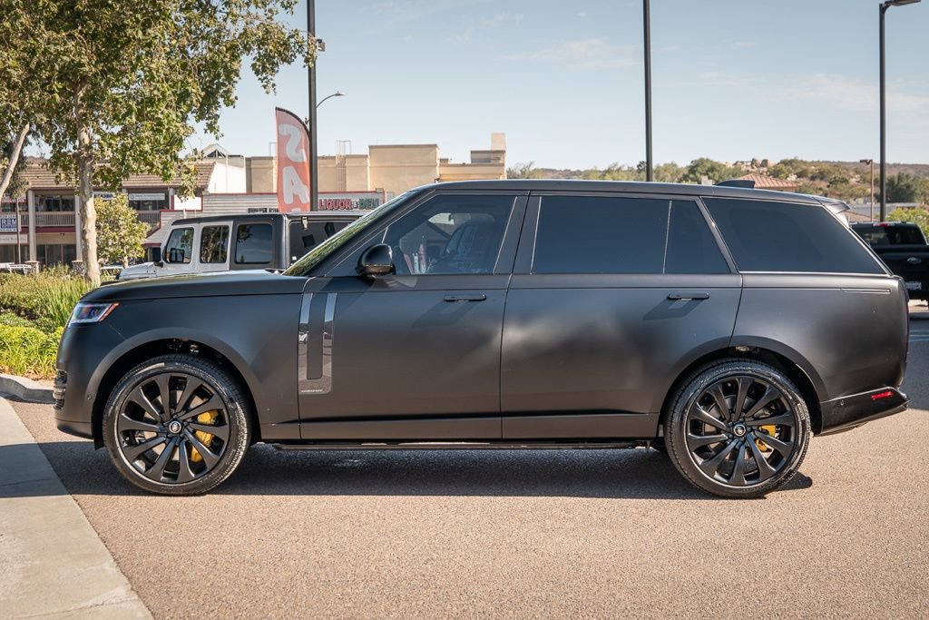 Used 2025 Land Rover Range Rover Long Wheelbase Autobiography image 10