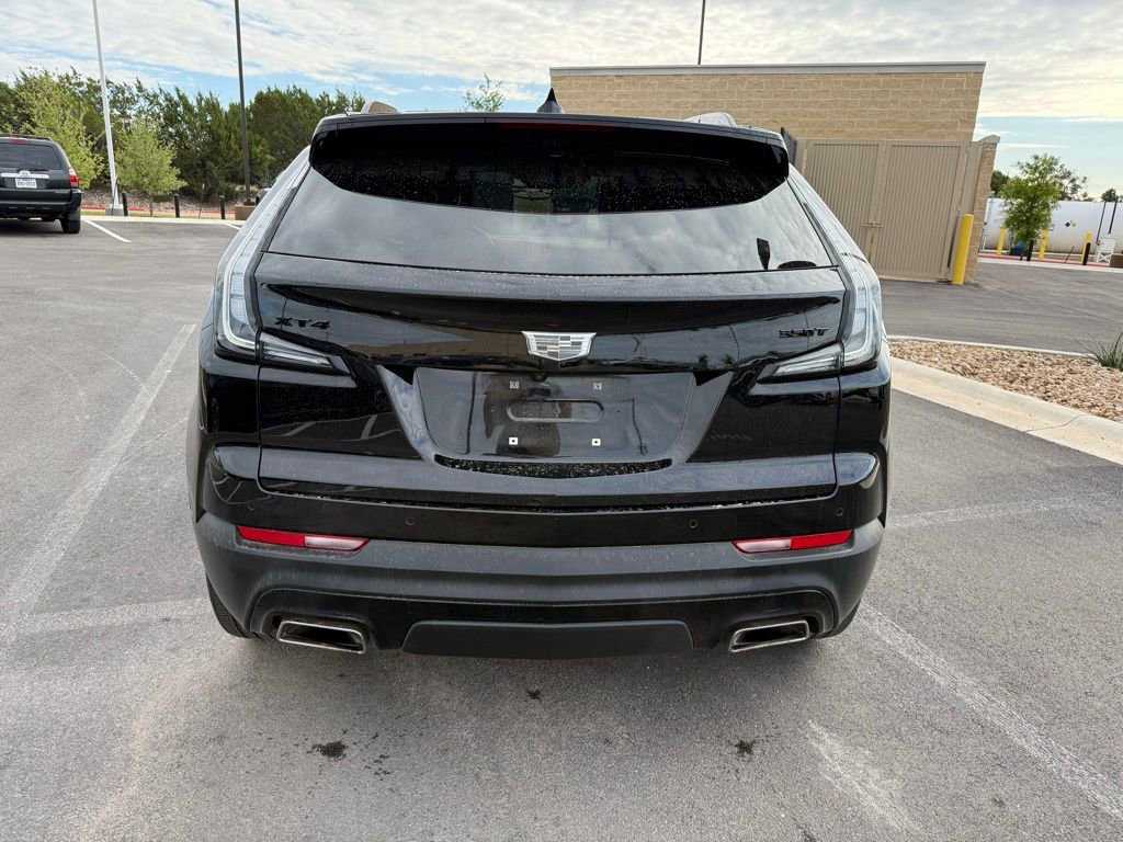 Used 2023 Cadillac XT4 Sport image 5