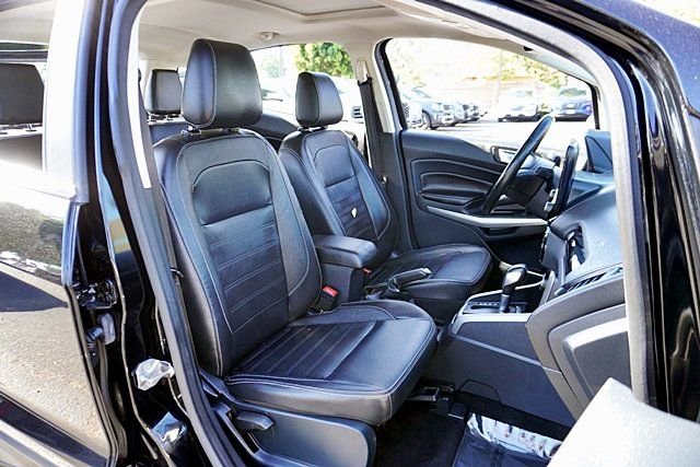 Used 2020 Ford EcoSport Titanium AWD/4WD image 12