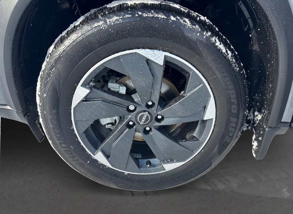Certified 2024 Nissan Rogue SV w/ SV Premium Package image 12