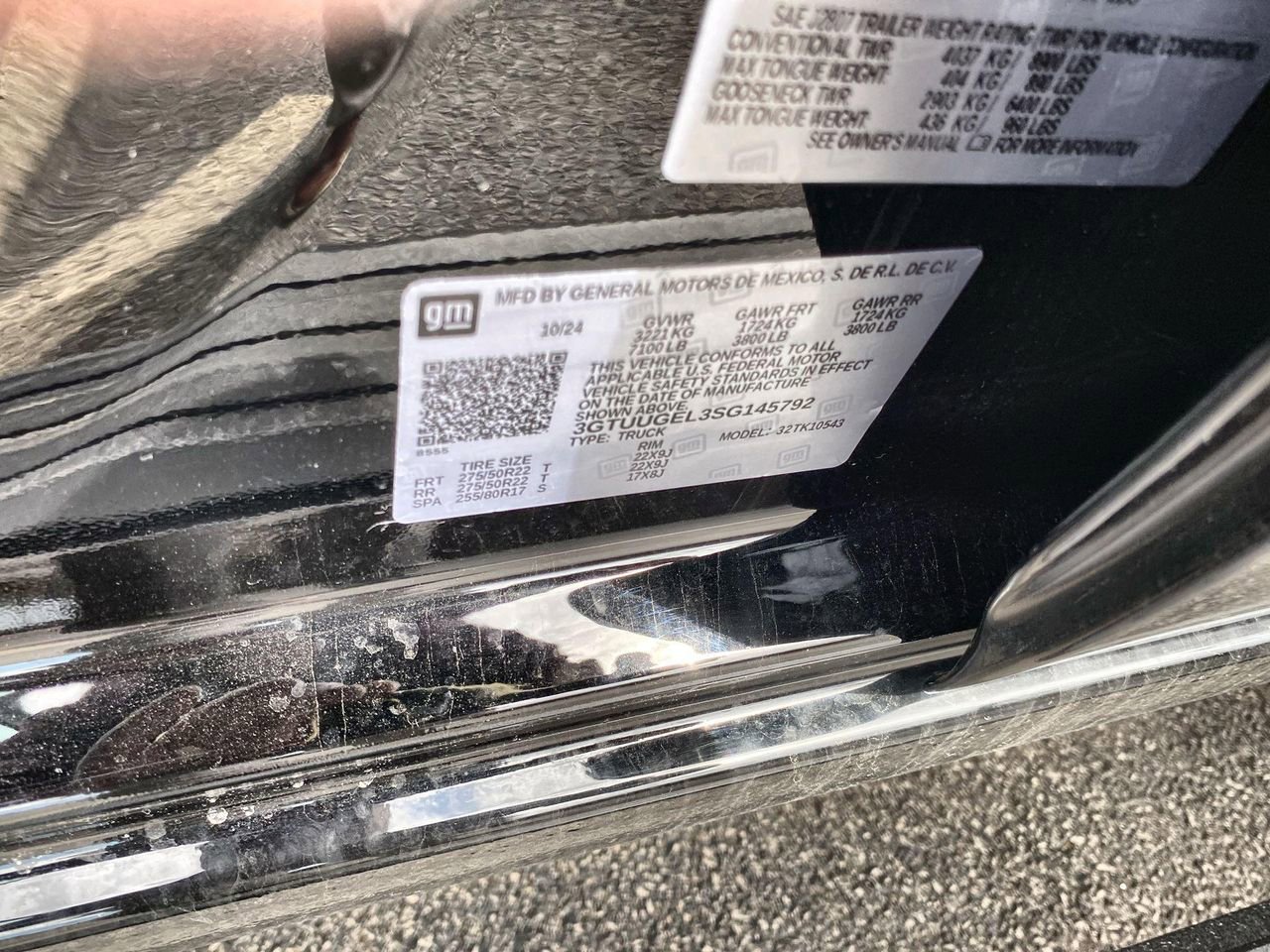 Certified 2025 GMC Sierra 1500 Denali w/ Denali Reserve Package AWD/4WD image 35