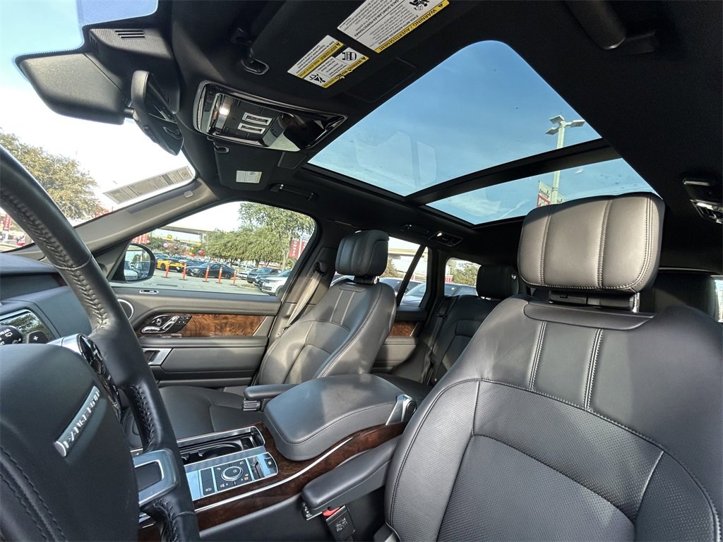 Used 2022 Land Rover Range Rover Westminster Edition image 12