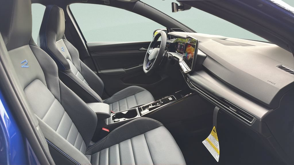 New 2026 Volkswagen Golf AWD/4WD image 32