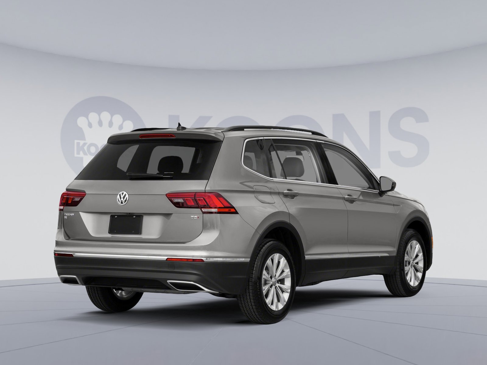 Used 2019 Volkswagen Tiguan SE image 2