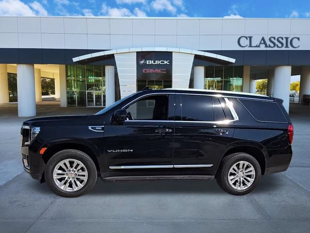 Used 2024 GMC Yukon SLT w/ SLT Premium Package AWD/4WD image 4