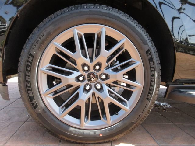New 2026 Ford Expedition Platinum AWD/4WD image 8
