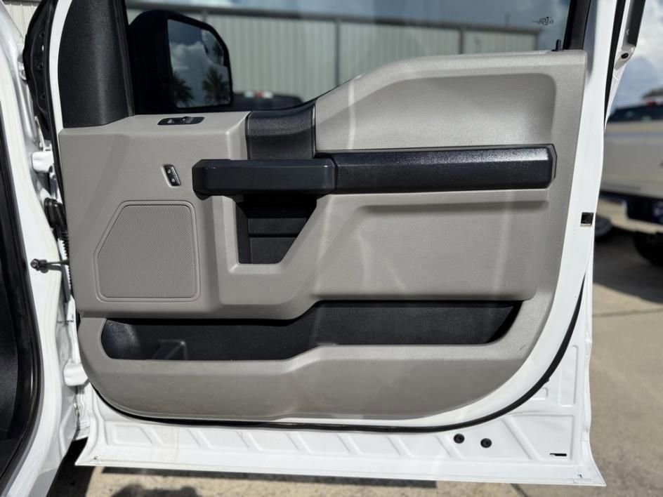 Used 2020 Ford F150 XL w/ Equipment Group 101A Mid AWD/4WD image 19
