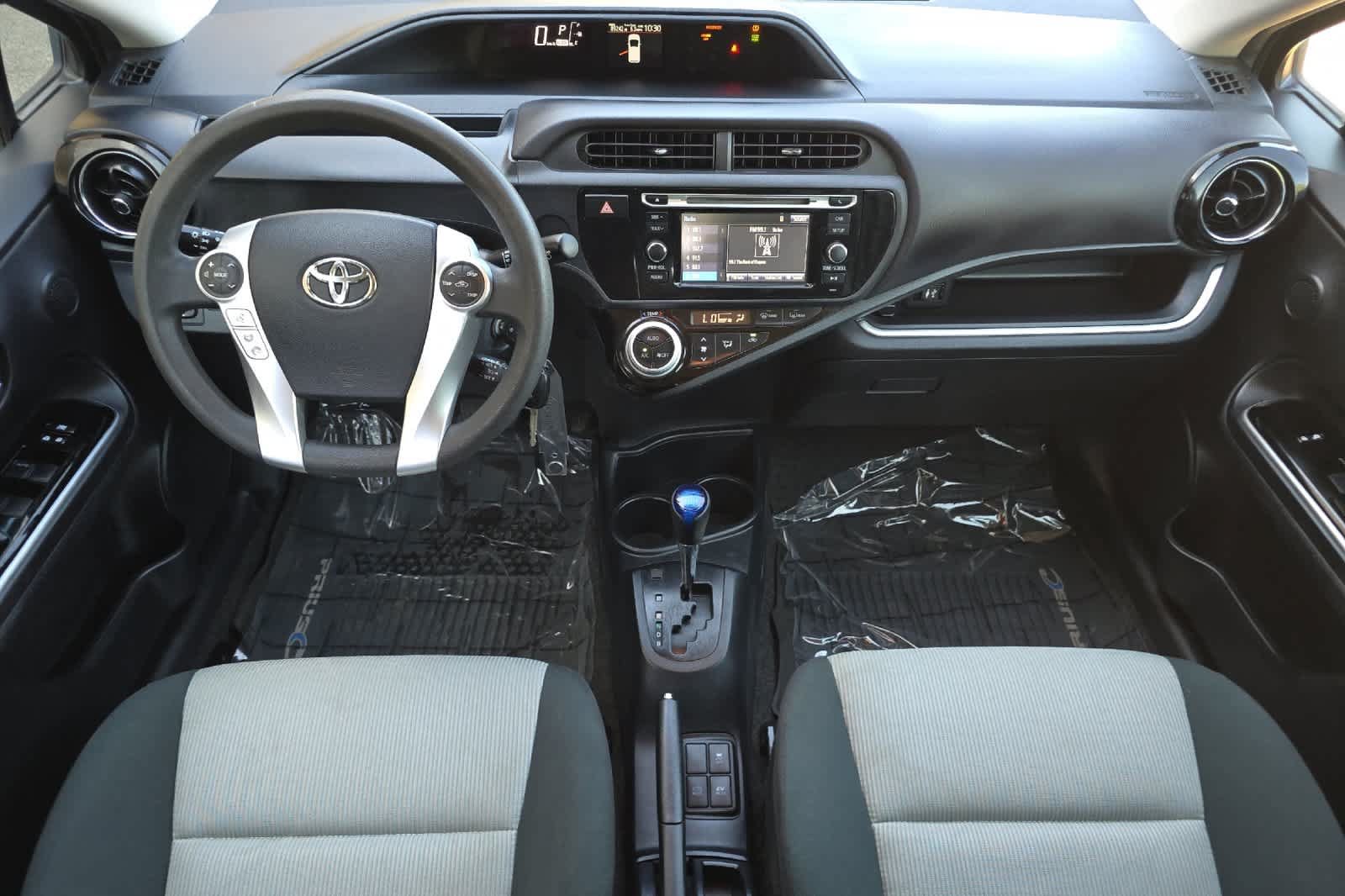 Used 2016 Toyota Prius C Two FWD image 3
