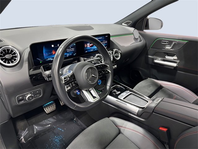 Used 2025 Mercedes-Benz GLA 35 AMG 4MATIC image 14