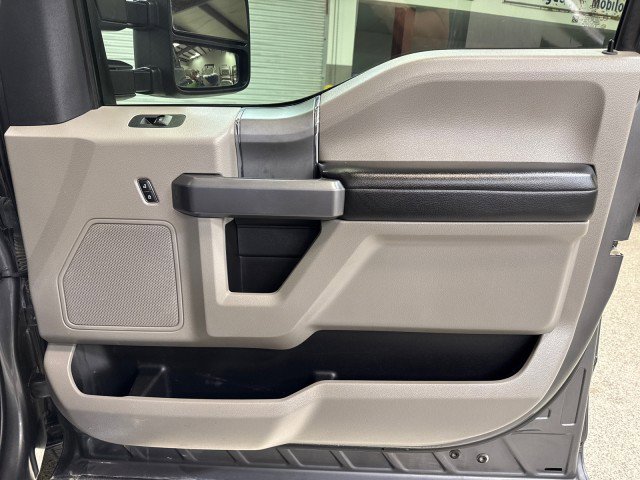 Used 2022 Ford F350 XLT w/ XLT Premium Package image 58