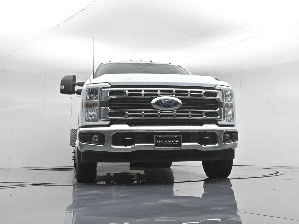 New 2026 Ford F350 XL w/ XL Chrome Package RWD image 53