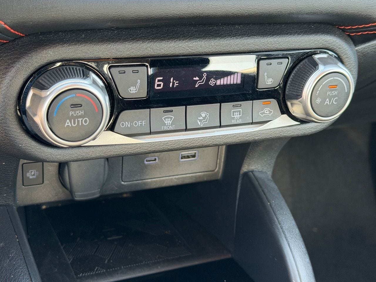 Certified 2025 Nissan Versa SR w/ Trunk Package FWD image 21
