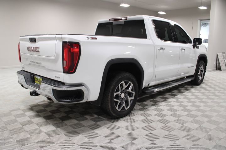 Used 2022 GMC Sierra 1500 SLT w/ SLT Premium Plus Package AWD/4WD image 12