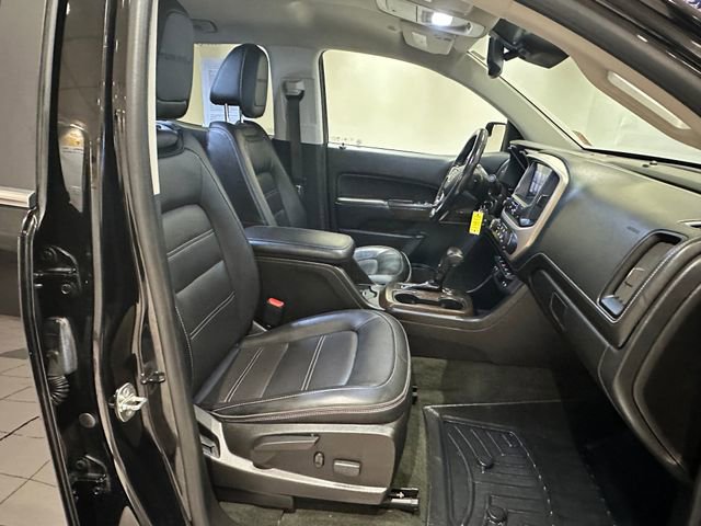 Used 2017 GMC Canyon Denali image 6